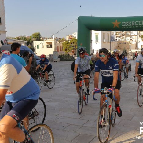 Le foto sul percorso per raggiungere Monopoli